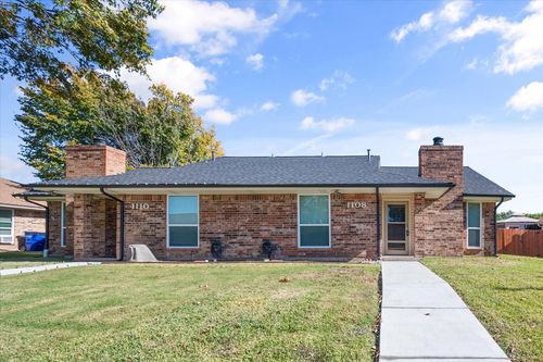 1108 Fairhaven Dr, Mansfield, TX, 76063-2949 | Card Image
