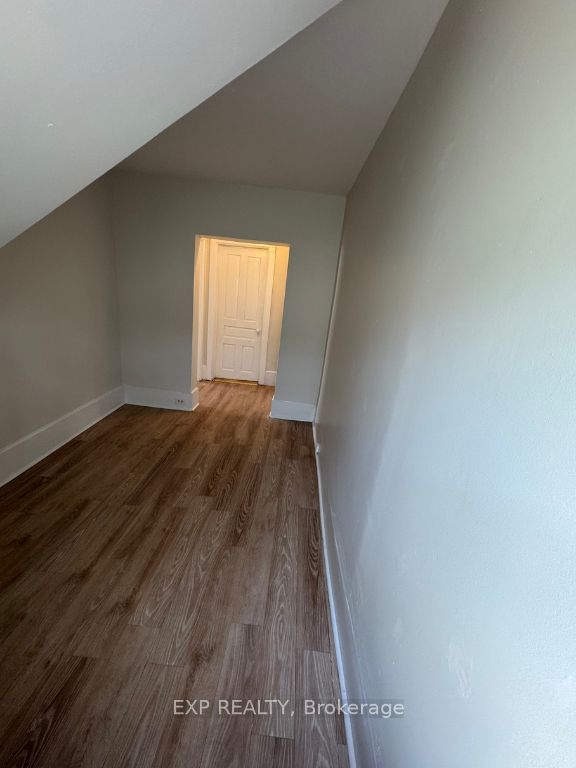 Residential Lease in Halton Hills 5