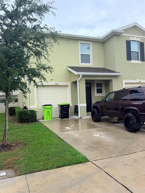 1252 Lido Dr, HOWEY IN THE HILLS, FL, 34737-3946 | Card Image