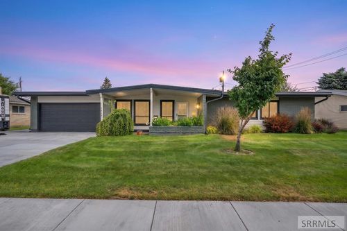 1644 Shasta St, Idaho Falls, ID, 83402-2508 | Card Image