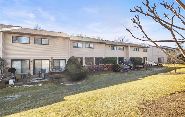 67 Northgate Cir, Condo with 2 bedrooms, 3 bathrooms and null parking in Melville NY | Image 19