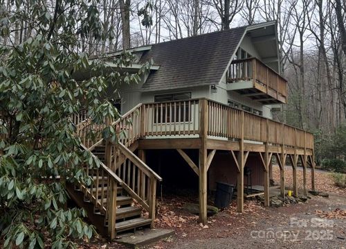 545 Timberline Dr, Maggie Valley, NC, 28751-8608 | Card Image