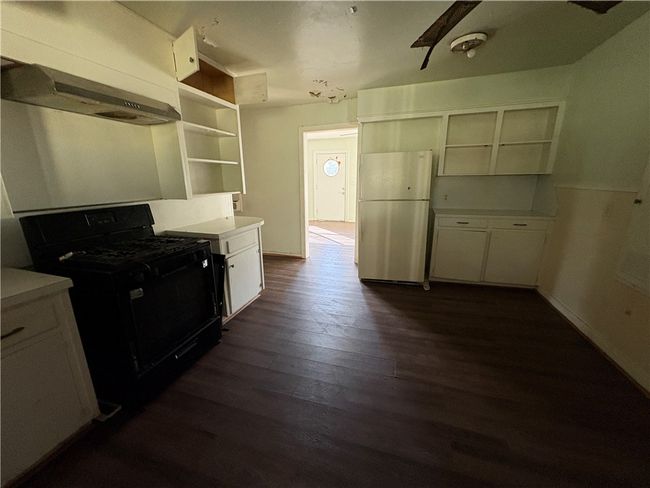 203 Dugger St, House other with 4 bedrooms, 3 bathrooms and null parking in Edna TX | Image 34