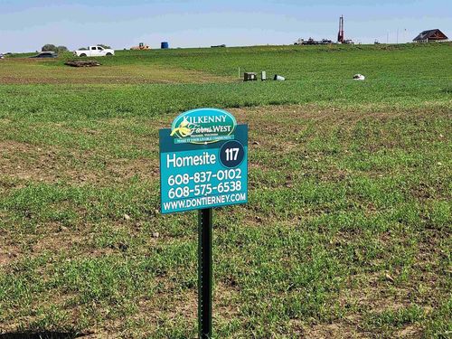 L117 Ginger Lane, WAUNAKEE, WI, 53597 | Card Image