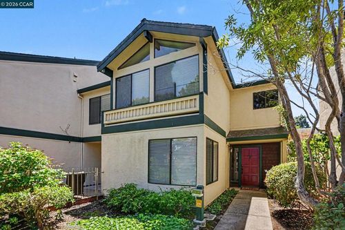 210 Carob Ln, Alameda, CA, 94502-6622 | Card Image