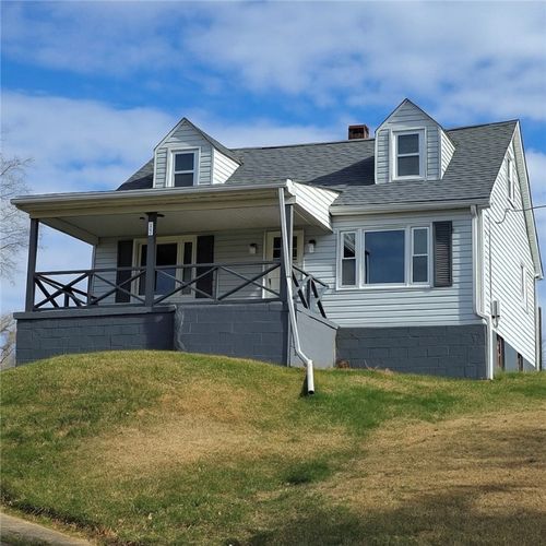 84 Crossridge Rd, Charleroi, PA, 15022-3057 | Card Image