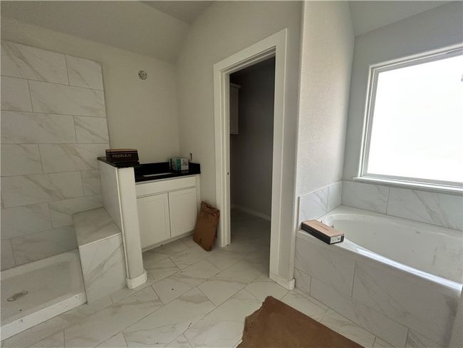 3545 Pointe Du Hoc Loop, House other with 3 bedrooms, 2 bathrooms and null parking in Bryan TX | Image 9