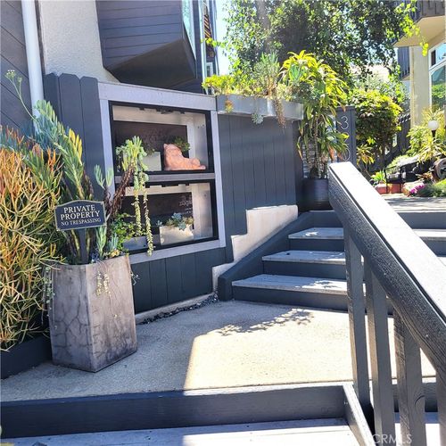 12-320 12th St, Seal Beach, CA, 90740-6441 | Card Image