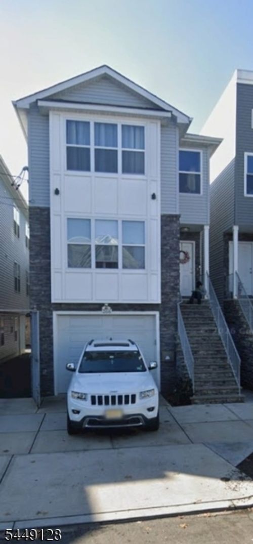 2-266 2nd St, Newark, NJ, 07107 | Card Image