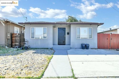 1170 Columbia St, Pittsburg, CA, 94565-2759 | Card Image