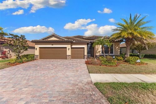 13238 Famiglia Dr, VENICE, FL, 34293-2660 | Card Image