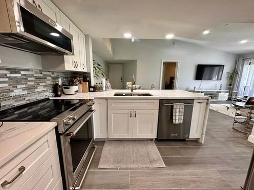 apt-1132-9288 W Atlantic Blvd, Coral Springs, FL, 33071-5208 | Card Image