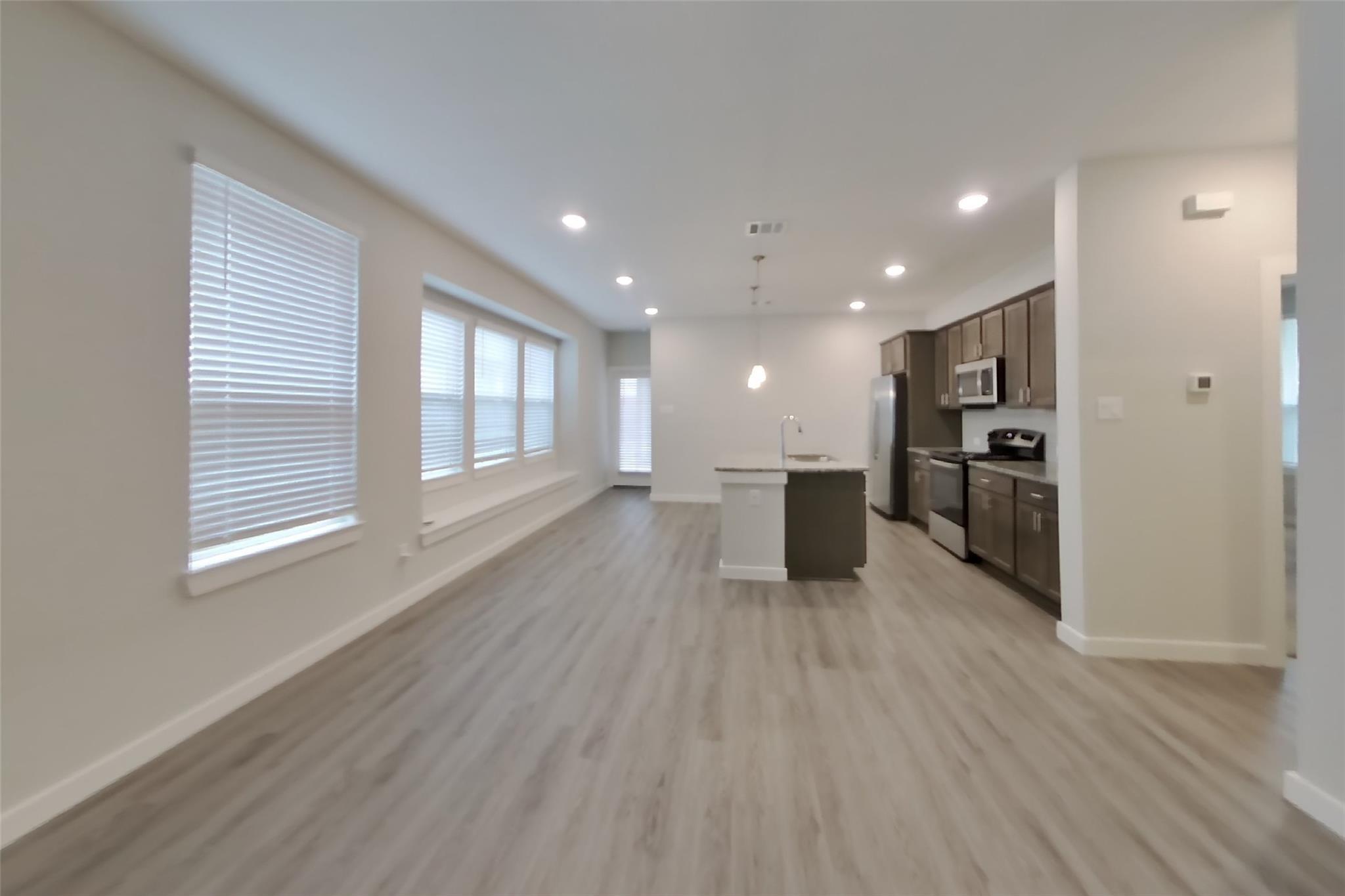 Residential Lease in Richmond 3