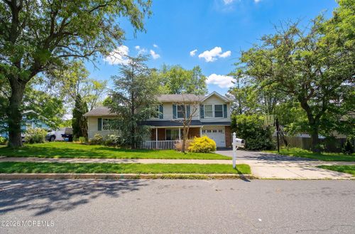 18 Wyoming Dr, Jackson, NJ, 08527-1543 | Card Image