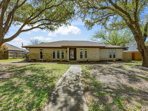 1901 Yorkstown Dr, Ennis, TX, 75119-2124 | Card Image