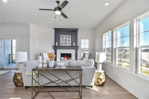 129 S Diane Dr, Olathe, KS, 66061-5129 | Card Image