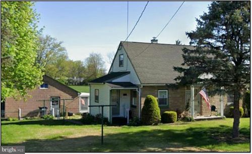 848 Stone Hill Rd, SHOEMAKERSVILLE, PA, 19555-9052 | Card Image