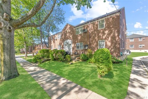 2-701-251 61st Ave, Little Neck, NY, 11362-2428 | Card Image