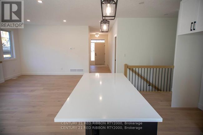6 - 430 Head St N, House other with 2 bedrooms, 2 bathrooms and 4 parking in Strathroy ON | Image 13