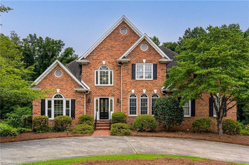 3726 Brownstone Ln, Winston Salem, NC, 27106-3571 | Card Image