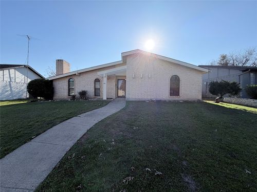 1380 Cherry Hill Ln, Lewisville, TX, 75067-3309 | Card Image