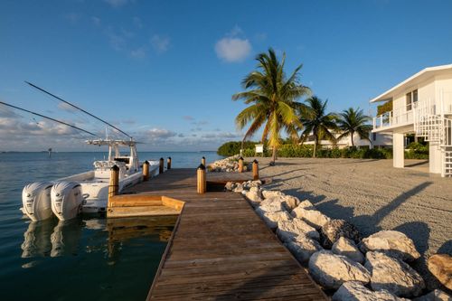 442 Palm Dr, Islamorada, FL, 33036-4210 | Card Image