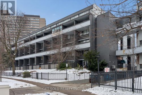 309-55 Sunny Glenway, North York, ON, M3C2Z5 | Card Image