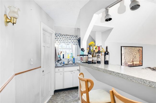 132 Pidge Ave, Home with 3 bedrooms, 3 bathrooms and null parking in Pawtucket RI | Image 20