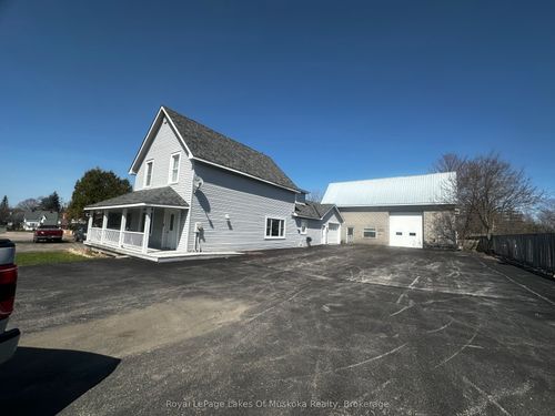 860 Muskoka Rd S, Gravenhurst, ON, P1P1K3 | Card Image