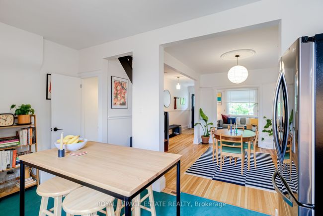 118 Mulock Ave, House attached with 3 bedrooms, 2 bathrooms and 1 parking in Toronto ON | Image 9