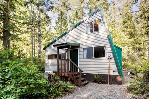 608 E Barbary Rd, Shelton, WA, 98584-8195 | Card Image