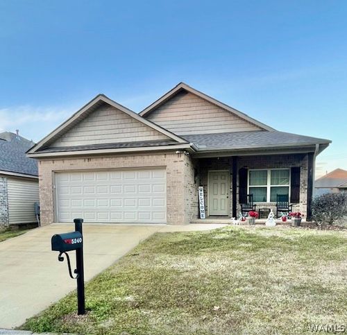 5240 University Gardens Dr, Cottondale, AL, 35453-1896 | Card Image