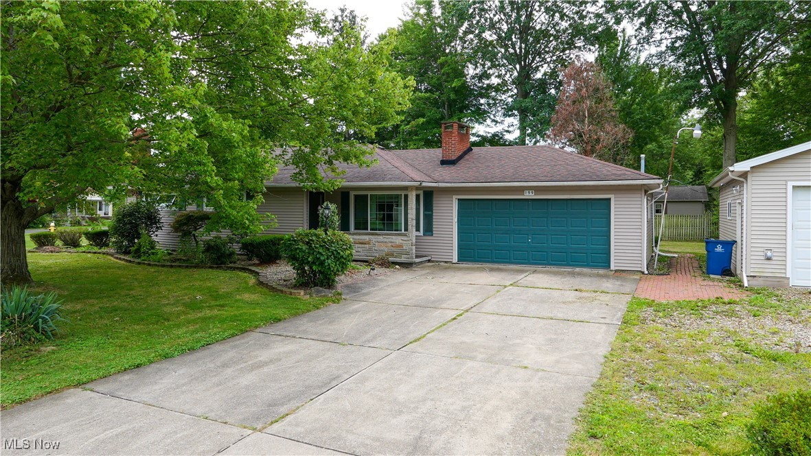 Durst Dr, Warren, OH 44483