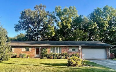 9005 W Lone Beech Drive, House other with 3 bedrooms, 2 bathrooms and null parking in Muncie IN | Image 1