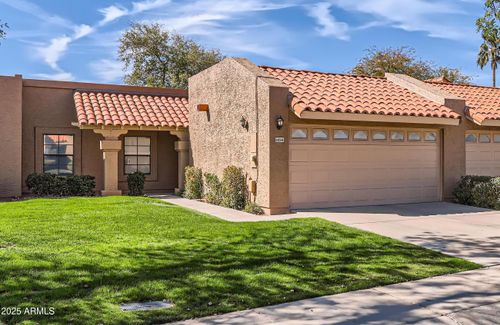 9059 E Winchcomb Dr, Scottsdale, AZ, 85260-7006 | Card Image