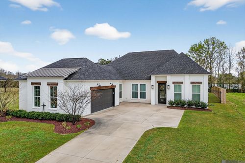 9963 Oak Colony Dr, Baton Rouge, LA, 70817-5549 | Card Image
