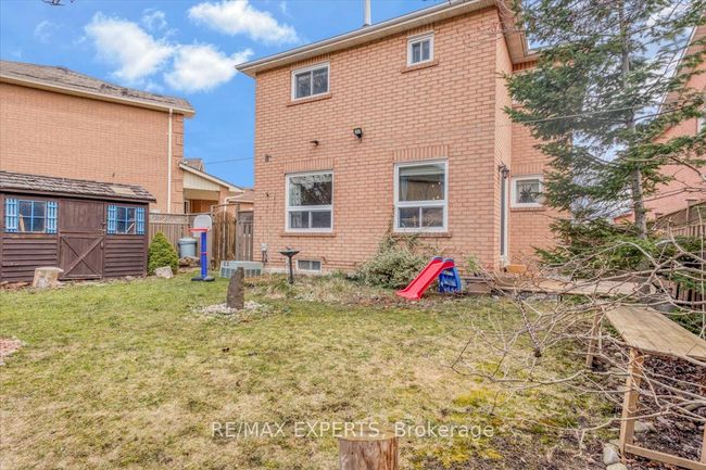 28 Pantages Crt, House other with 3 bedrooms, 3 bathrooms and 2 parking in Brampton ON | Image 38