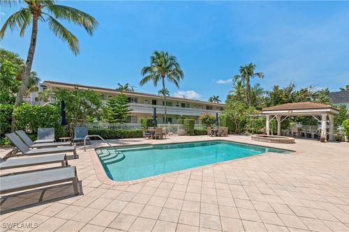apt-23-950 7th Ave S, NAPLES, FL, 34102-6744 | Card Image