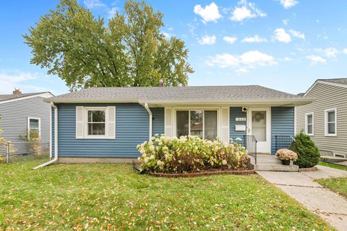 1668 Idaho Ave E, Saint Paul, MN, 55106-1319 | Card Image