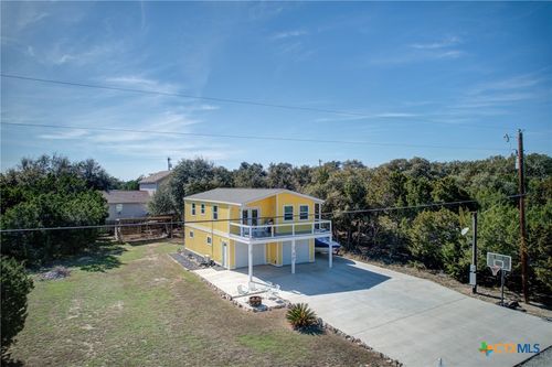 1657 Blueridge Dr, Canyon Lake, TX, 78133-3488 | Card Image