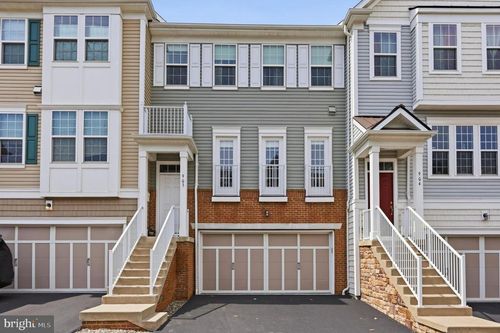 903 Shep Dr, Highland Park, NJ, 08904-3162 | Card Image
