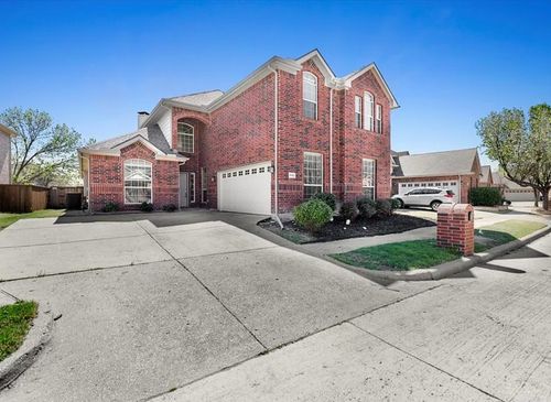 8401 Hitching Trl, Mckinney, TX, 75070-6402 | Card Image