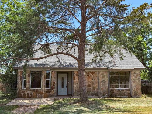 400 N River Oaks Dr, Burnet, TX, 78611-5546 | Card Image