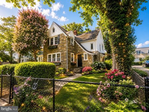 3 E Providence Rd, LANSDOWNE, PA, 19050-2823 | Card Image