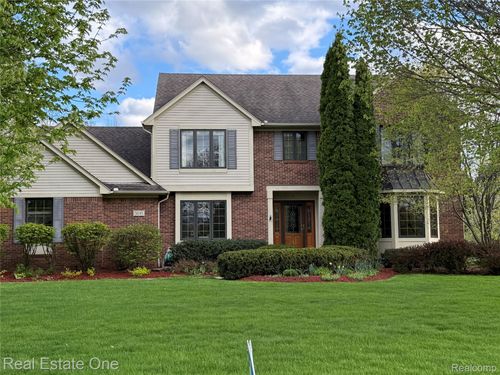 5045 Ashford Rd, Clarkston, MI, 48348-2189 | Card Image