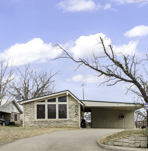 505 Alexander Rd, Stephenville, TX, 76401-4720 | Card Image
