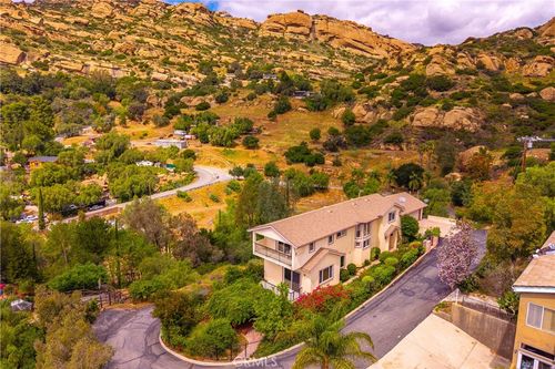 150 Summit Dr, West Hills, CA, 91304-1032 | Card Image