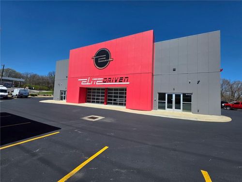 16400 E 23rd St S, Independence, MO, 64055 | Card Image