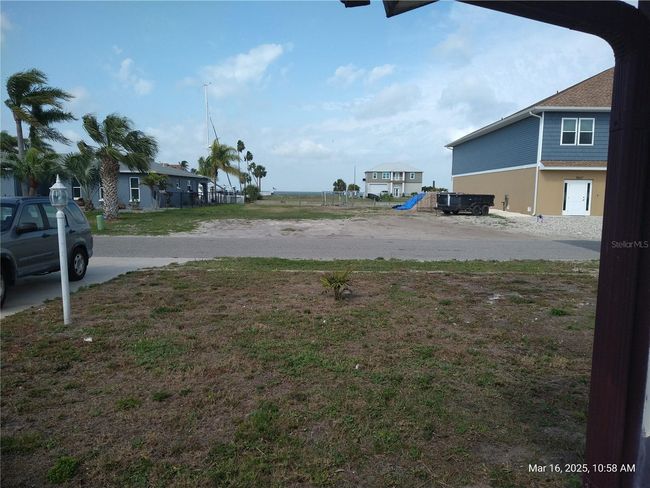 13610 Claudia Dr, House other with 3 bedrooms, 2 bathrooms and null parking in HUDSON FL | Image 28
