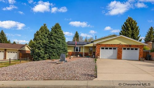 710 Vandehei Ave, Cheyenne, WY, 82009-2553 | Card Image